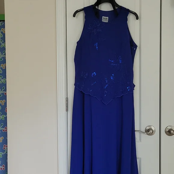 R&M Richards | Dresses | Rm Richards Royal Blue Formal Fancy Long Dress  Wedding Prom Size 4 | Poshmark